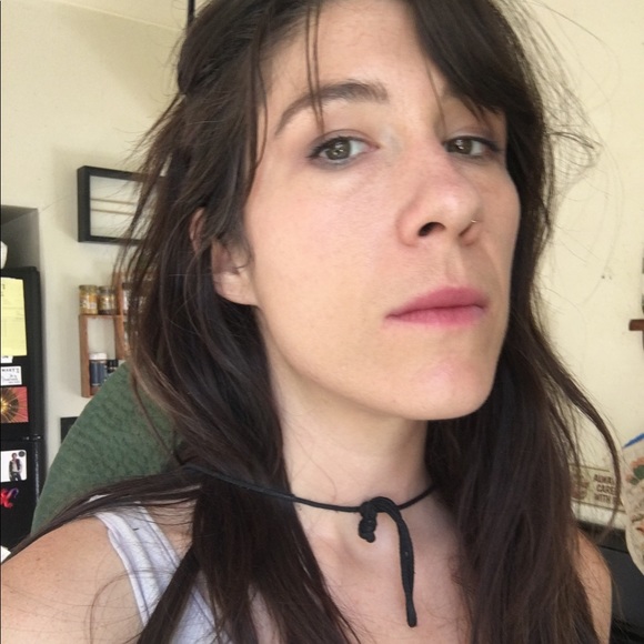 Meet your Posher, Maggie - Picture 3 of 3